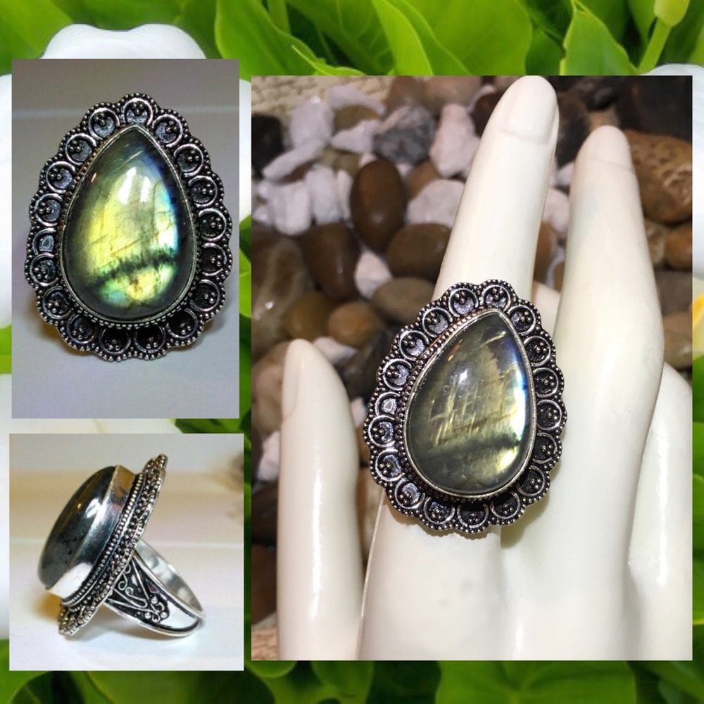 ✨Glowing✨ Fiery Flash Labradorite Gemstone Chunky Handmade Halo Ring